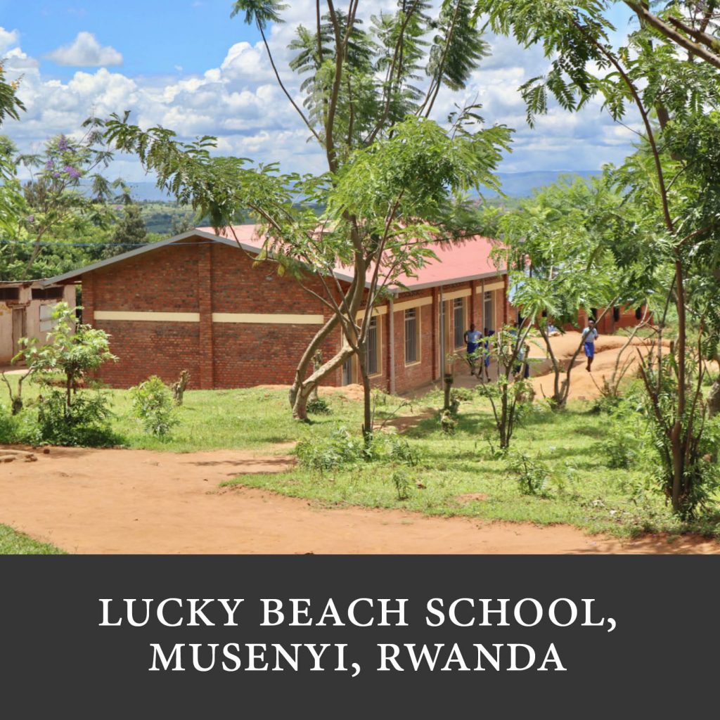 lucky beach cafe school